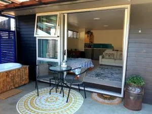 The End Lounge B&B - 奥托罗杭阿