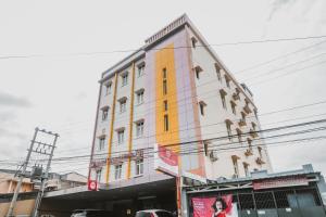 RedDoorz Plus near Universitas Negeri Makassar