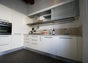 Tabacchi Luxury apartment in Lucca historical center near toll Parking