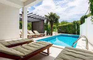 Villa Duce in Omis, private pool - Duče