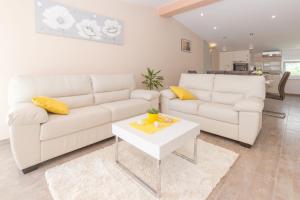 Villa Duce in Omis, private pool 