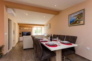 Villa Duce in Omis, private pool