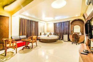 FabHotel Prime Sanket Inn, Phoenix Mall