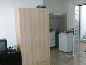 Nina Rooms (apartments)