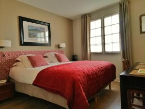 Hotels Hotel La Marisa Grande Plage : photos des chambres