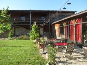 Maisons d'hotes La Pierre Folle Chambres d'Hotes : photos des chambres