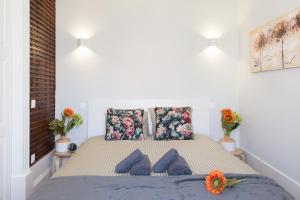 Host Wise - Charming Flat with Netflix - River View