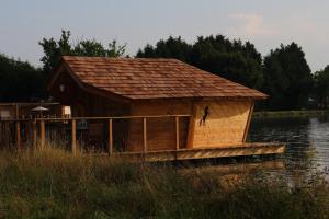 Lodges Village Flottant de Pressac : photos des chambres