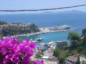 Captain George's Apartments Alonissos Greece