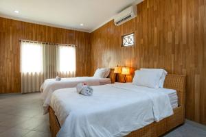 Ware Ware Surf Bungalow Lembongan