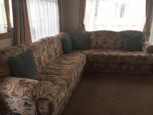 8 BERTH CARAVAN TP49 ON THE GOLDEN PALM CHAPEL ST LEONARDS