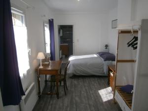 B&B / Chambres d'hotes Les Charmilles : photos des chambres