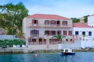 Villa Skiadeni Halki-Island Greece