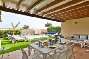 Salobre Villa with Pool Par 4 nr 9 by VillaGranCanaria