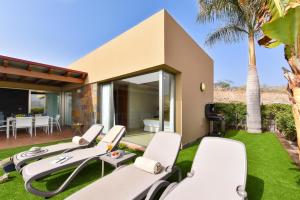 Salobre Villa with Pool Par 4 nr 9 by VillaGranCanaria