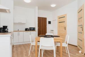 Jantar Apartamenty - Pod Lipami