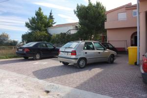 Apartments with a parking space Vrsi Mulo Zadar 5765