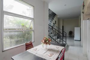 RedDoorz Syariah near Jamtos Jambi