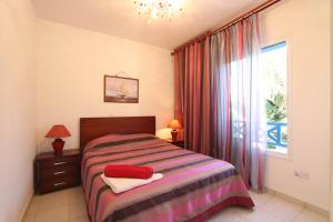 Polis Beach Village