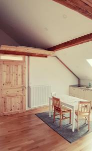 Prenočišča Angelin hram, Tiny Apartments