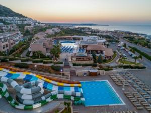 Grand Hotel Holiday Resort Heraklio Greece