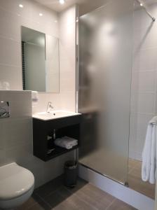 Hotels Hotel du Golf Saint-Laurent : Chambre Double Premium