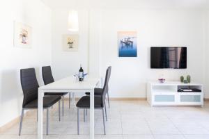 Arco Iris on the sea with pool