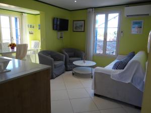 Appartement T2 50m² vue mer Presquil de Giens. RC