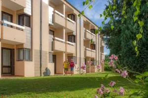 Residence Routes du Monde ATC Bagneres de Bigorre - 卡普维尔