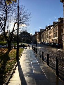 Przytulny apartament przy Barbakanie