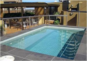 Studio with balcony at College St