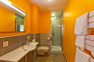 Hotels Hotel Les 2 Lacs : photos des chambres