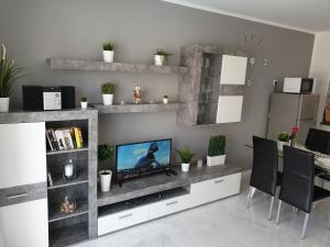 Casa Las Flores with heated pool, only 490 meters to the beach, balcony, wifi