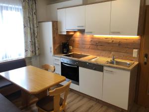 Superior Apartment room in Appartements Thomas