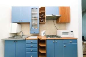 Great one bed on Mykhaylovskaya str