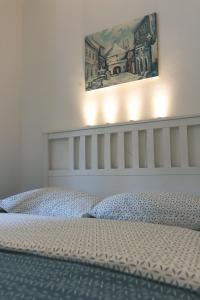 Newly adapted Studio 88 with free parking