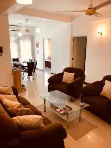 3 Room 10th Floor City View Apartment - Colombo - 乌斯维塔克伊亚瓦