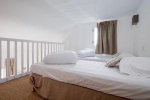 Hotels L'Ile O Chateau : Chambre Quadruple en Duplex