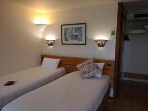 Hotels Campanile Angers Ouest - Beaucouze : Chambre Lits Jumeaux Standard