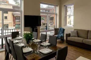 Lake Placid Inn: Main Street - سارانك ليك