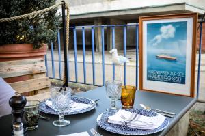 Hafen 17 Hotel Küche Bar