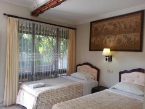 Dewa Bharata Bungalows Legian