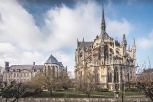 Appartements Les 7 Anges - Cathedrale de Reims : photos des chambres