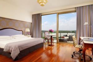 Executive Double Room room in UNAHOTELS Expo Fiera Milano