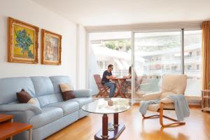 Lets Holidays Excellent apartment next beach 6