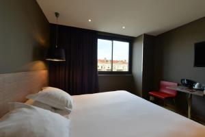 Hotels Hotel De France : photos des chambres