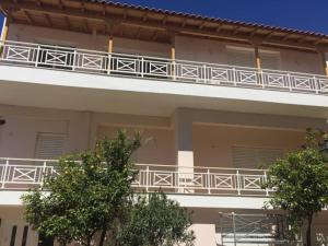 Spacious luxurious two-level apartment Korinthia Greece