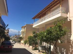 Spacious luxurious two-level apartment Korinthia Greece