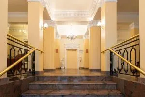 科勒斯塔帕克宫殿式酒店 - 艾森许滕施塔特