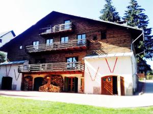 Charming Chalet Timisul de Sus